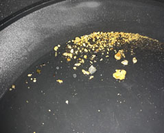 chucks whata gold pan